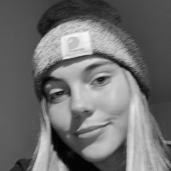 Meet your Posher, Briar - Picture 1 of 1